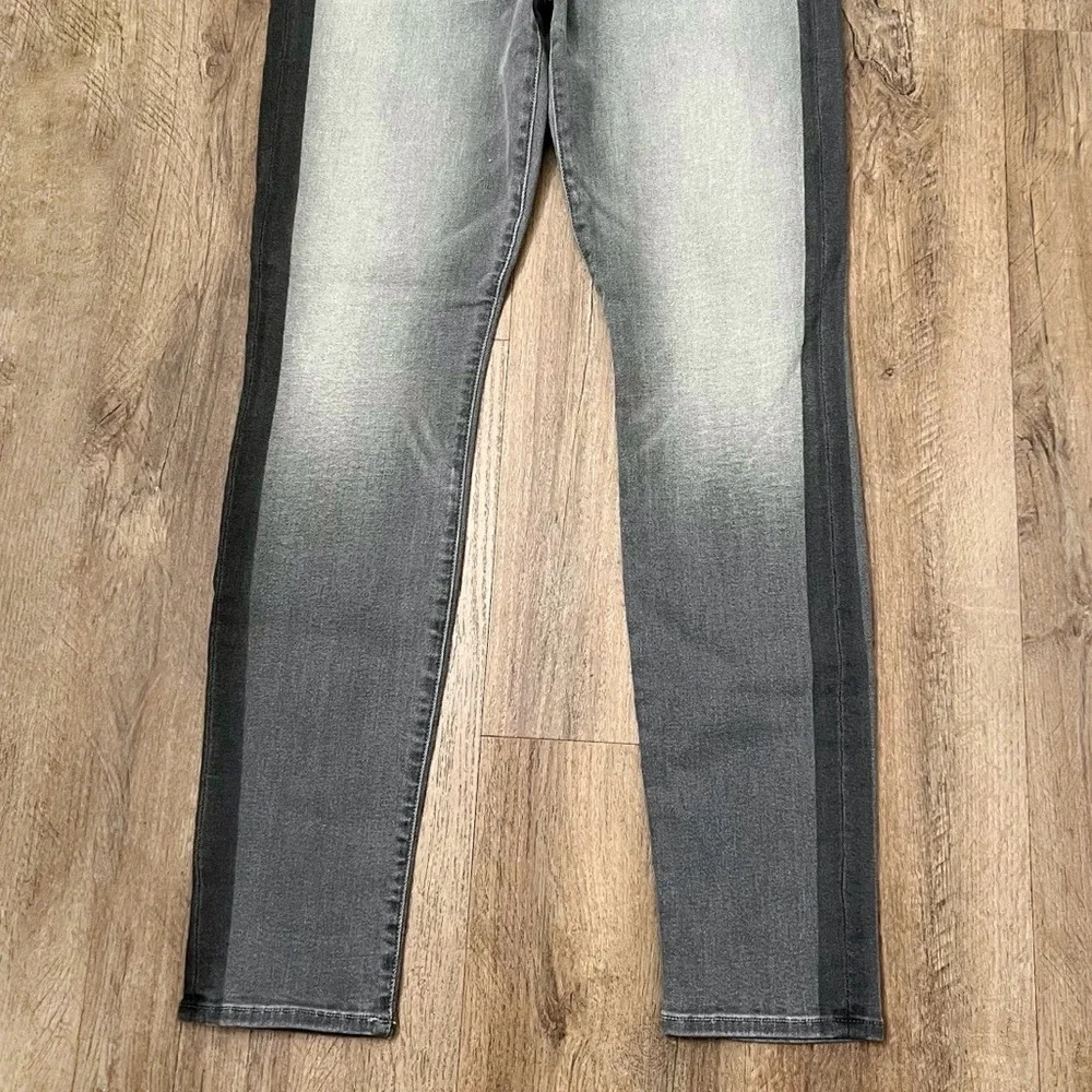 Mother Sz 31 Light Wash Gray Denim The Swooner Super Moon Stripe Skinny Jeans
